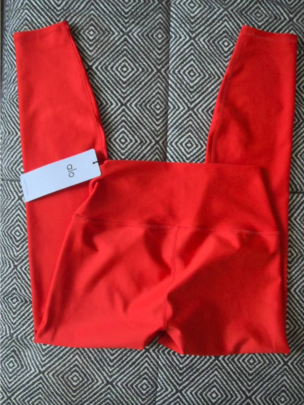 NWT ALO Yoga Bright Red 7:8 High-Waist  Airlift Leggings